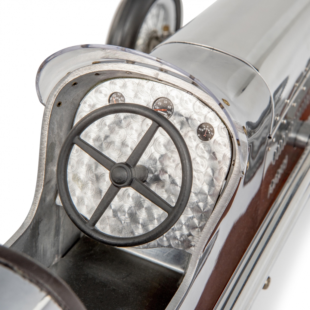 Модель автомобиля BANTAM MIDGET Authentic Models, стоимость 95 040 руб.  Фотография 3